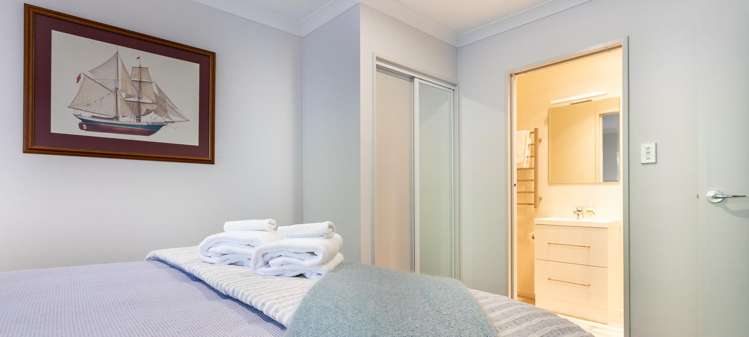 2/4 The Cliffs Britannia Heights_8