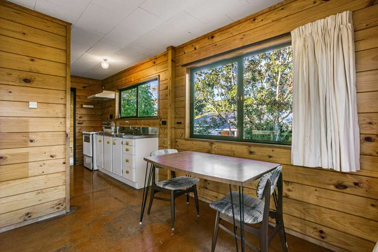 6 Trig Hill Road Onetangi_5