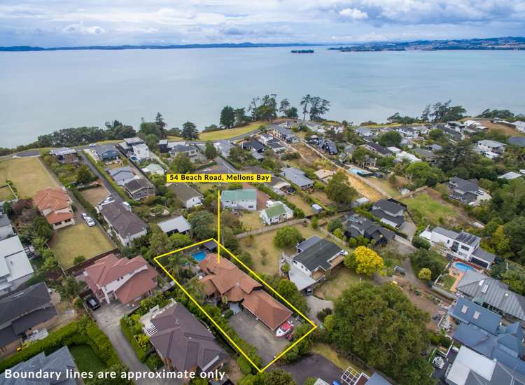 54 Beach Road Mellons Bay_18