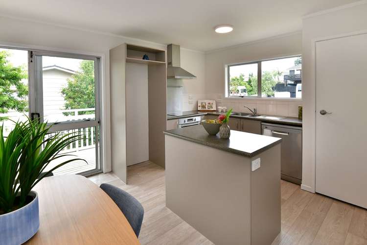 30 Bay Vista Drive Red Beach_9