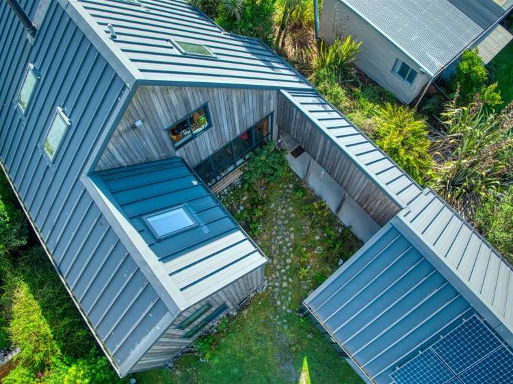 90 The Strand Okarito_31