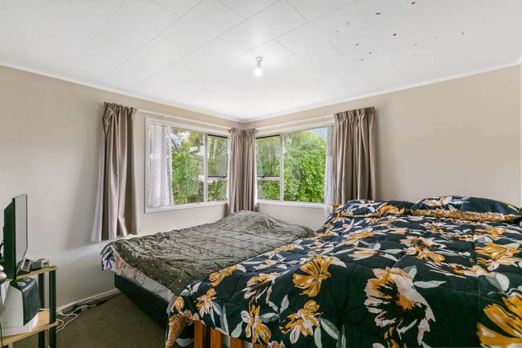 32 Larissa Avenue Henderson_14