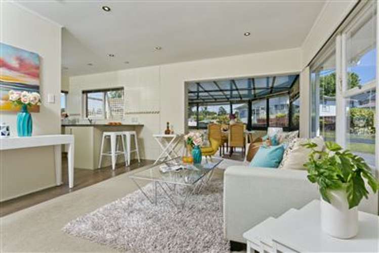 14A Kapiti Place Sunnynook_5