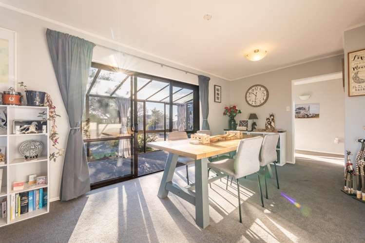 6 Dampier Street Oceanview_2
