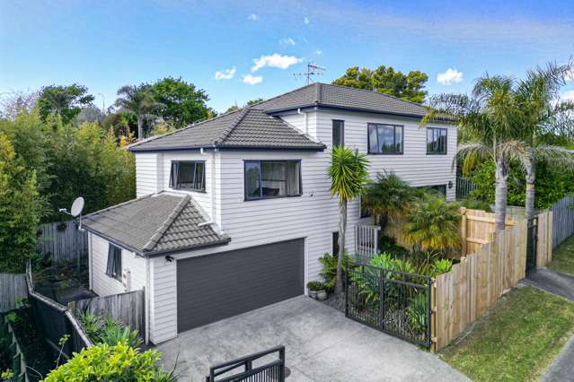 Elegant Family Sanctuary in the Rangitoto Zone