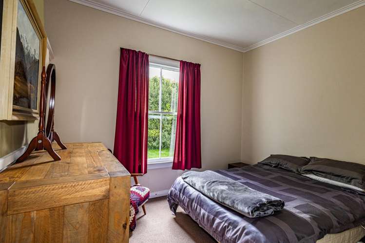 31 Railway Row Ohakune_11