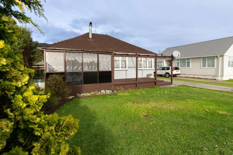 96 Hall Street Cobden_13