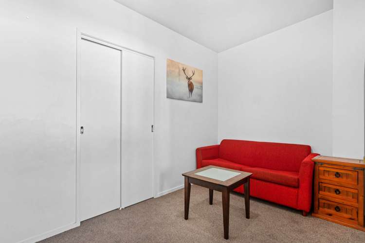 305/10 Flower Street Eden Terrace_6