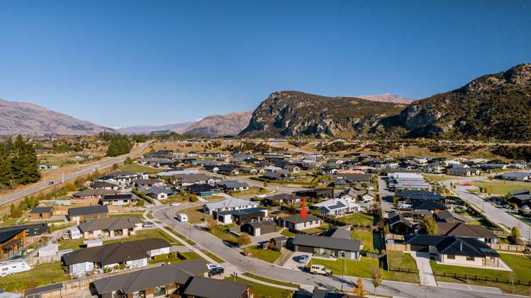 14 Finch Street Albert Town_23