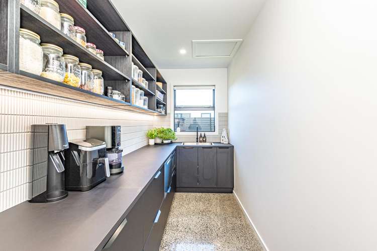 22a Tirimoana Place Otamatea_12