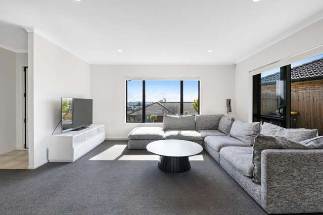 15 Black Teal Close Unsworth Heights_4