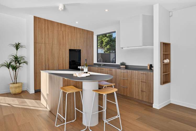 19 Inverness Lane Redcliffs_9