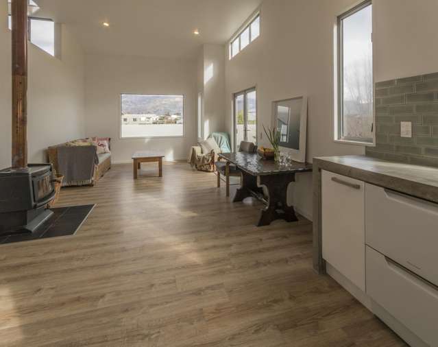 B/5 Hogan Lane Wanaka_1
