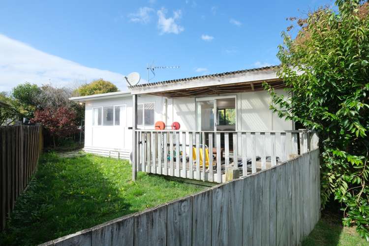 6 Kirrie Avenue Te Atatu South_7