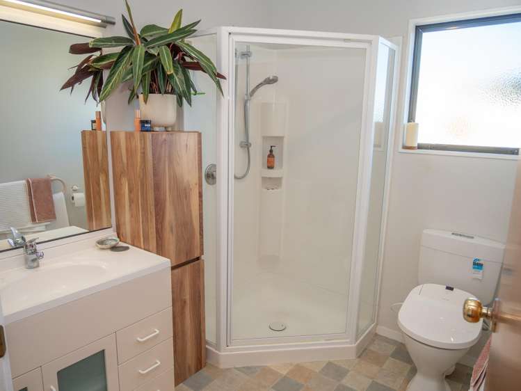 136 State Highway 10 Coopers Beach_27