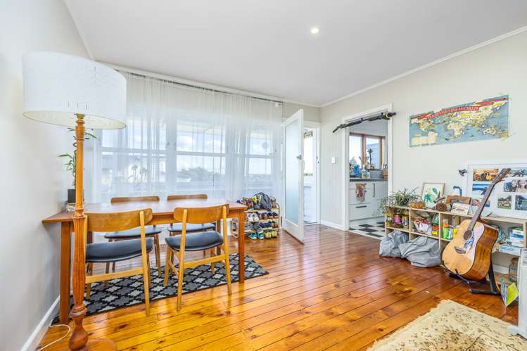 3/7 Lydia Avenue Northcote_6