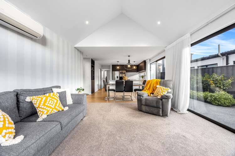6 Stroma Avenue_4