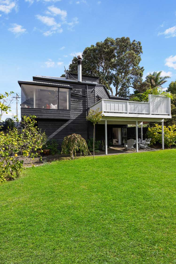 52 Churchill Road Cockle Bay_25