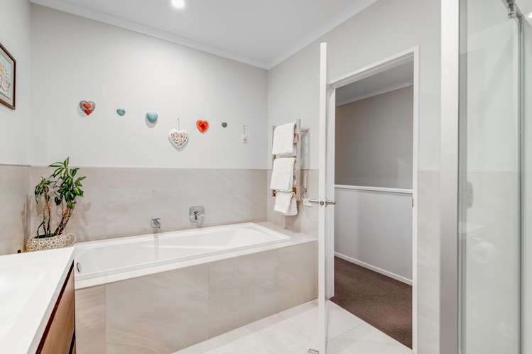11 Cambie Avenue Red Beach_15