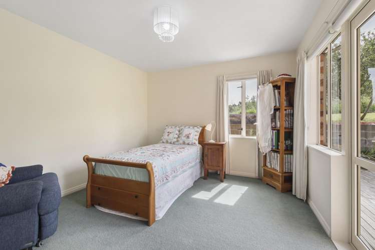 24 Somerset Drive Oxford_18