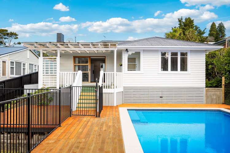 40 Pupuke Road Hillcrest_13