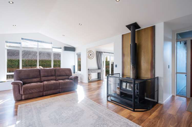 40 Starveall Street Brightwater_12