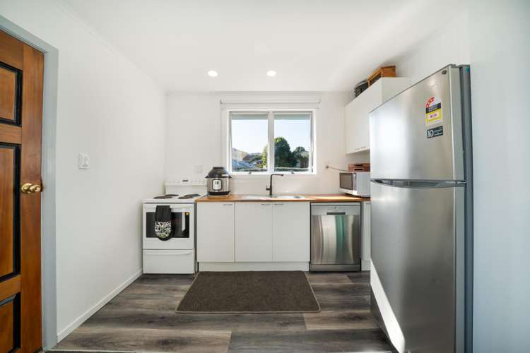 33 Waihemo Street Waitangirua_3