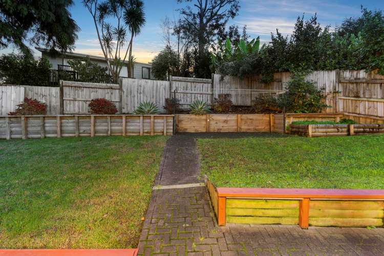 14 Clyma Place Massey_12