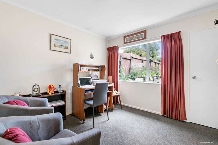 57 Freeland Avenue Mount Roskill_10