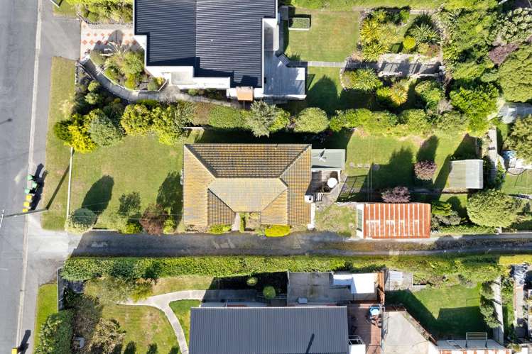 219 Highcliff Road Shiel Hill_23