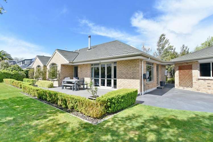 34 Oregon Place Burwood_27