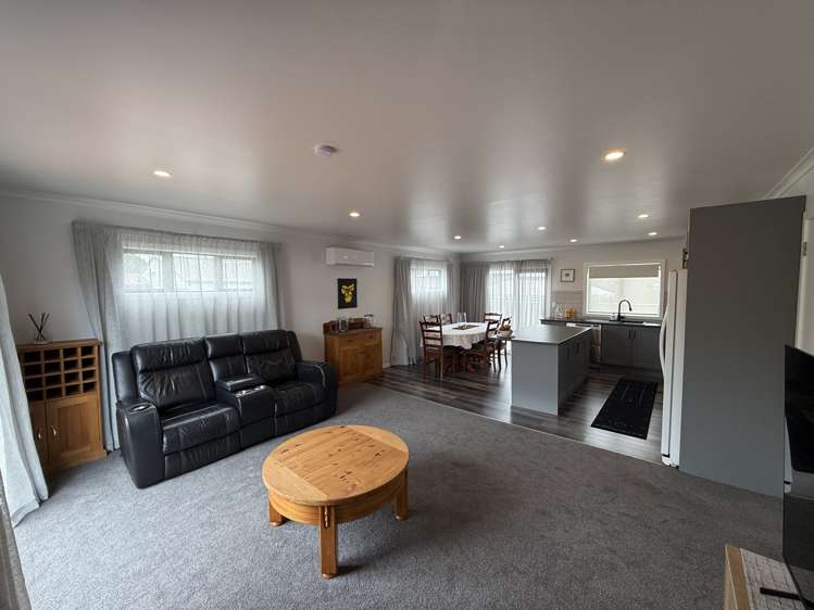 11A Maxwells Line Awapuni_10