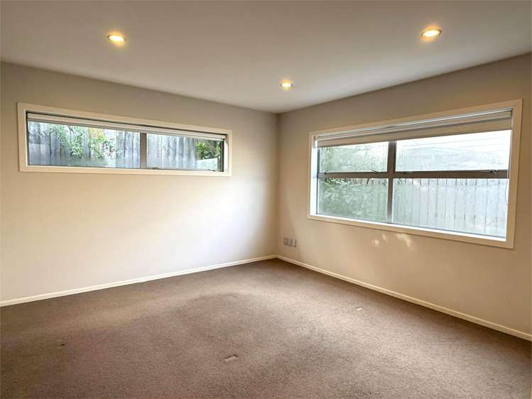 806A East Coast Road Oteha_9