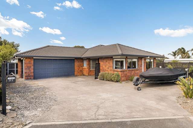 Your Coastal Retreat In Papamoa