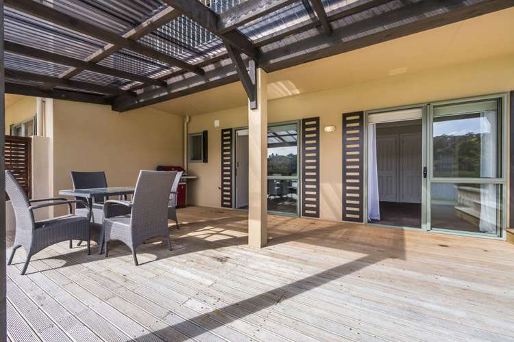 21 Greenway Rise Gulf Harbour_10