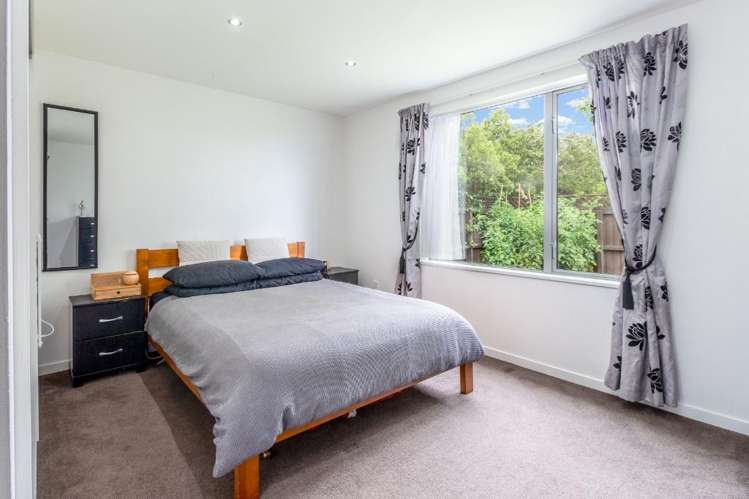 2 Cameo Grove Burwood_6