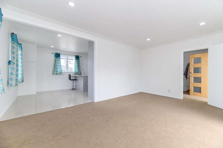 54 Glen Road Ranui_4