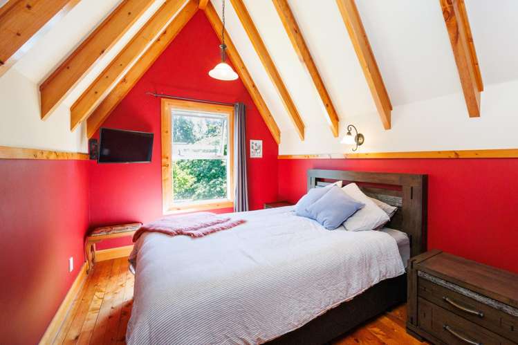 851 Milson Line Newbury_16