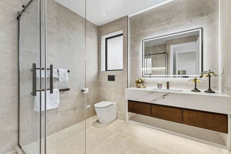 17 Tau Drive Flat Bush_41