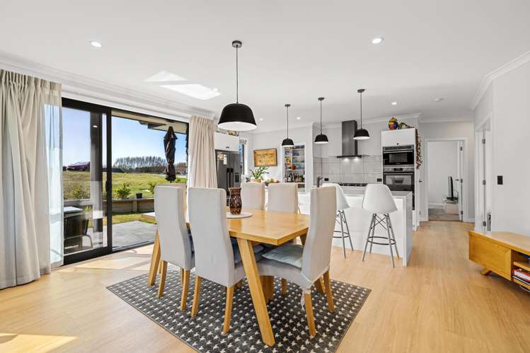 21 Copper Beech Road_4