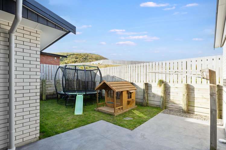 87 Cedarwood Street Woodridge_8