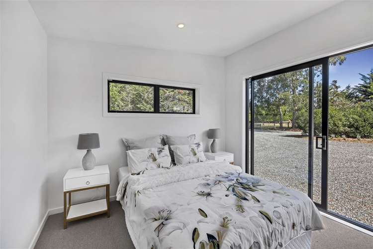 300 Two Chain Road Burnham_18