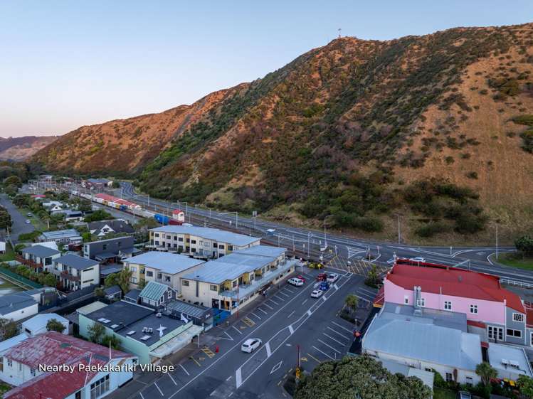 5/27 Beach Road Paekakariki_53