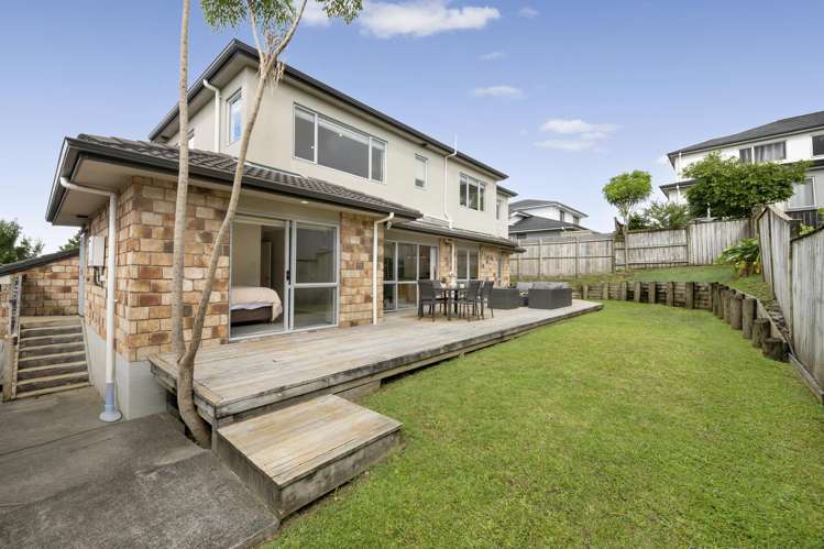 19 Gibbston Crescent Flat Bush_12