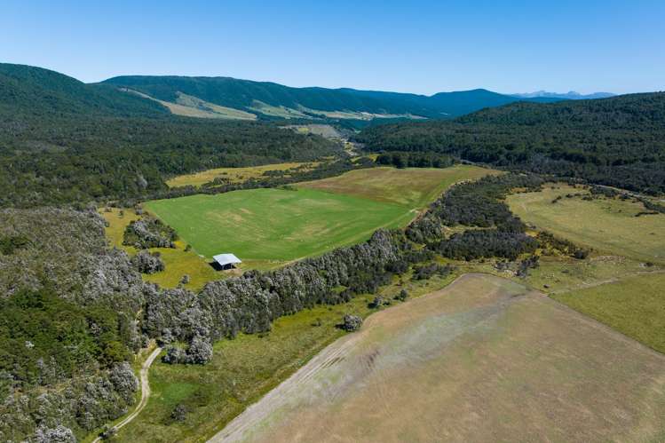 990 Howard Valley Road Howard_19