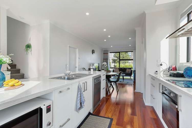 7 Skylark Road Hobsonville_10