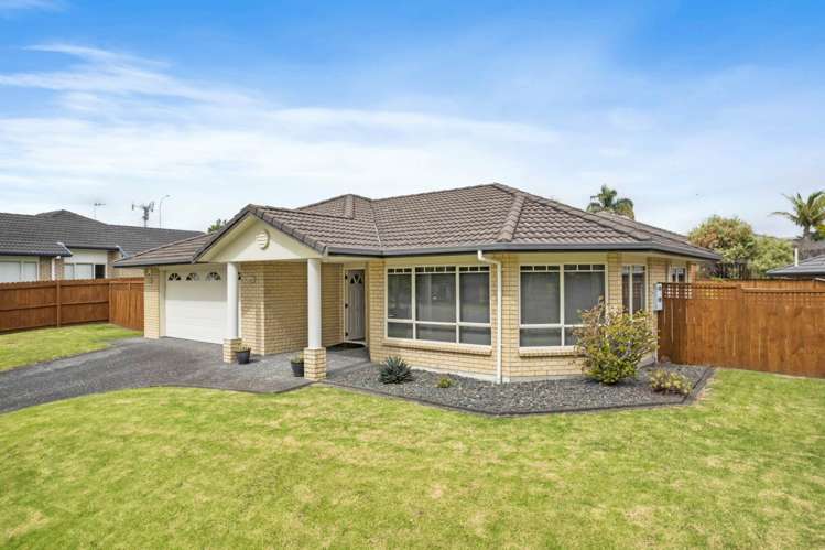 33 Craigavon Drive East Tamaki_1