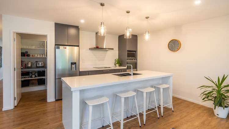 52 Luxembourg Crescent Halswell_5