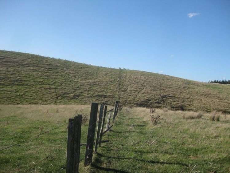 1 Akaroa Road Pongaroa_11