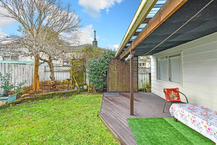 2/49 Pah Road Papatoetoe_11